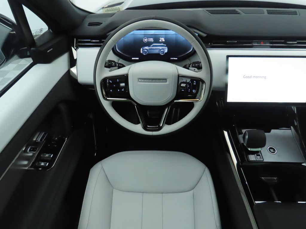 Thumbnail: 2025 Land Rover Range Rover Sport - 10