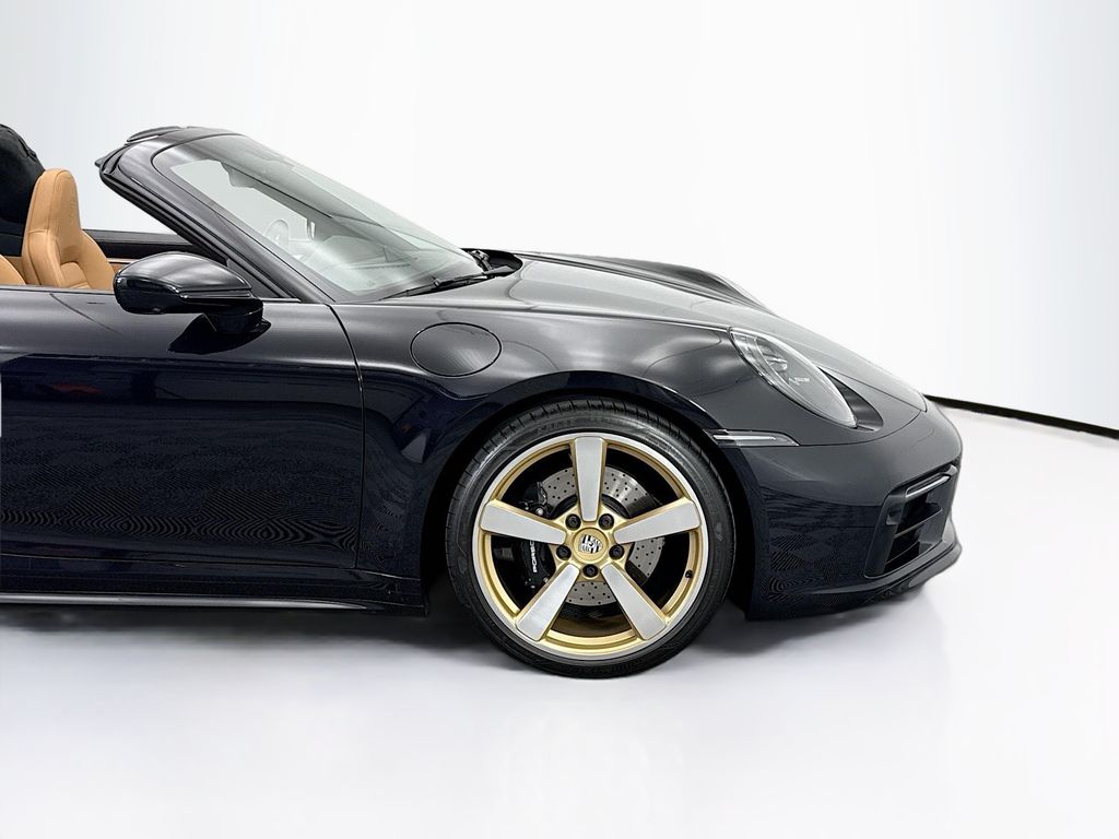 Thumbnail: 2024 Porsche 911 - 11
