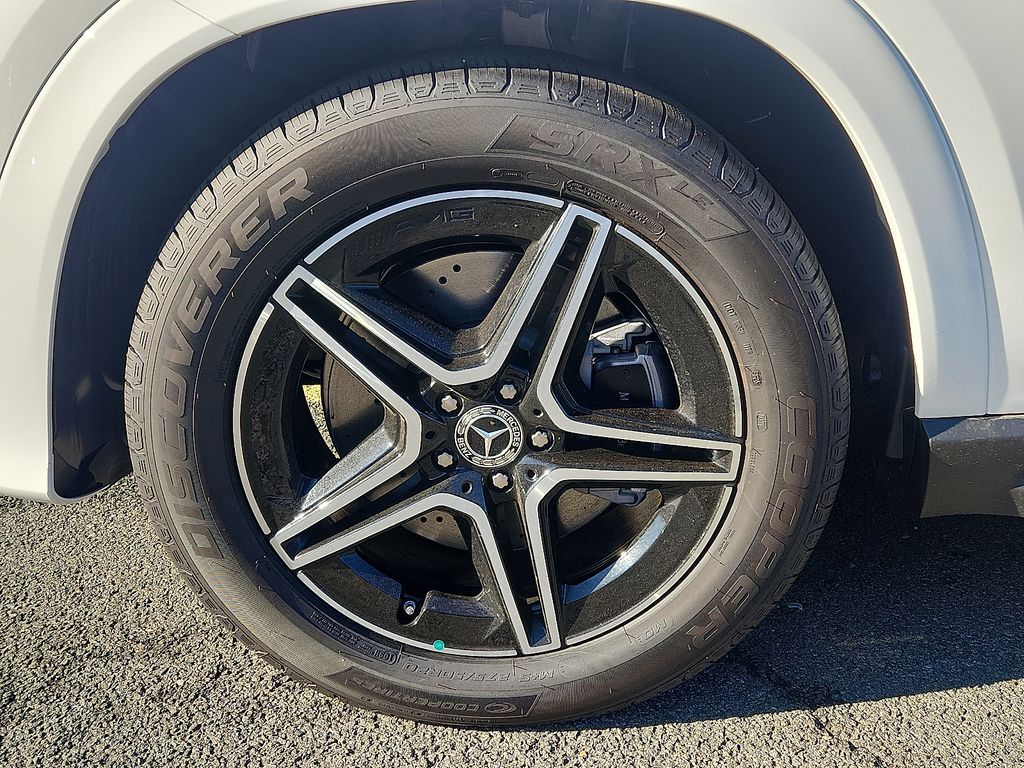 Thumbnail: 2026 Mercedes-Benz GLE - 5