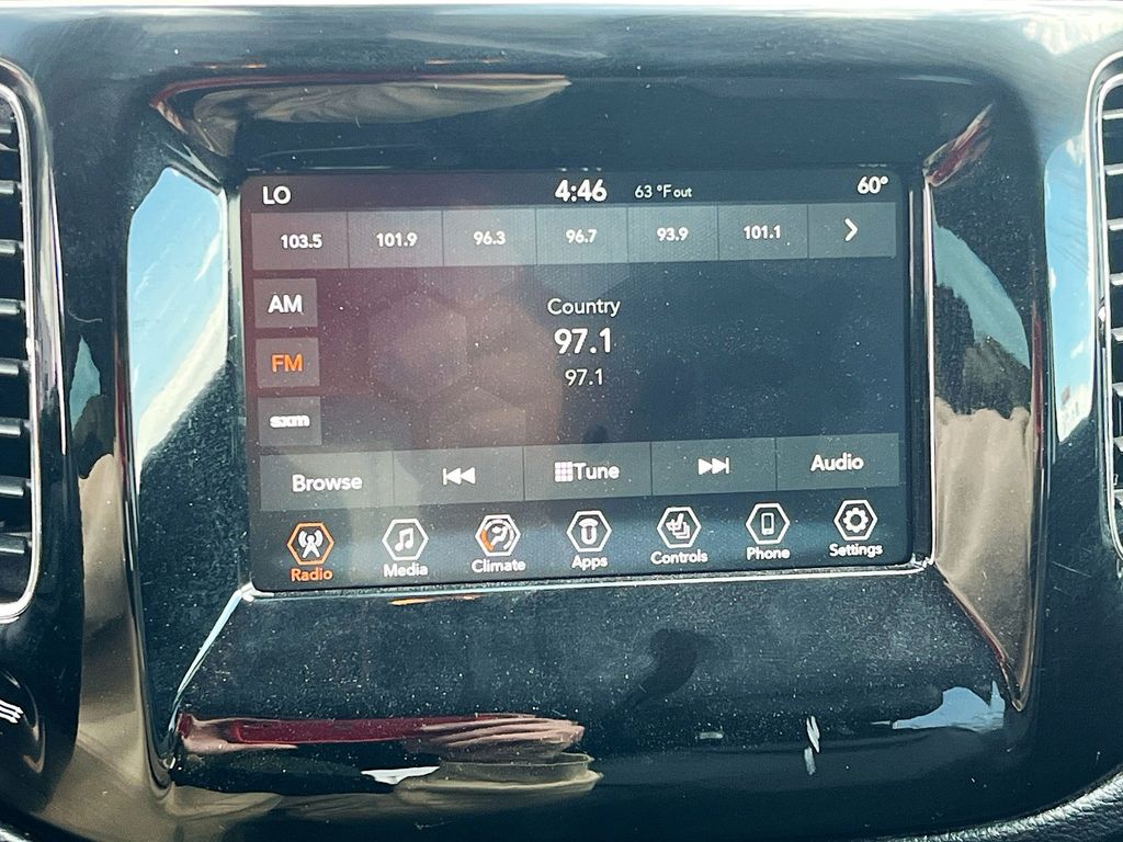 Used 2020 Black Jeep Latitude image 14