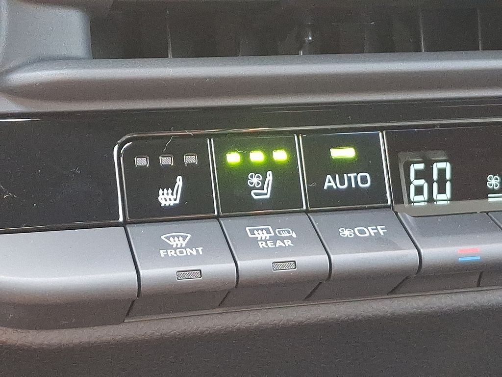 Thumbnail: 2026 Toyota Crown - 25