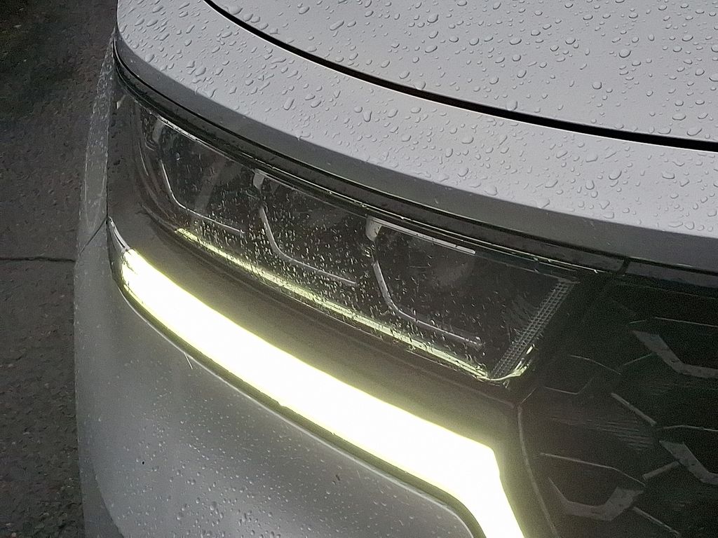 Thumbnail: 2022 Kia Sorento - 9