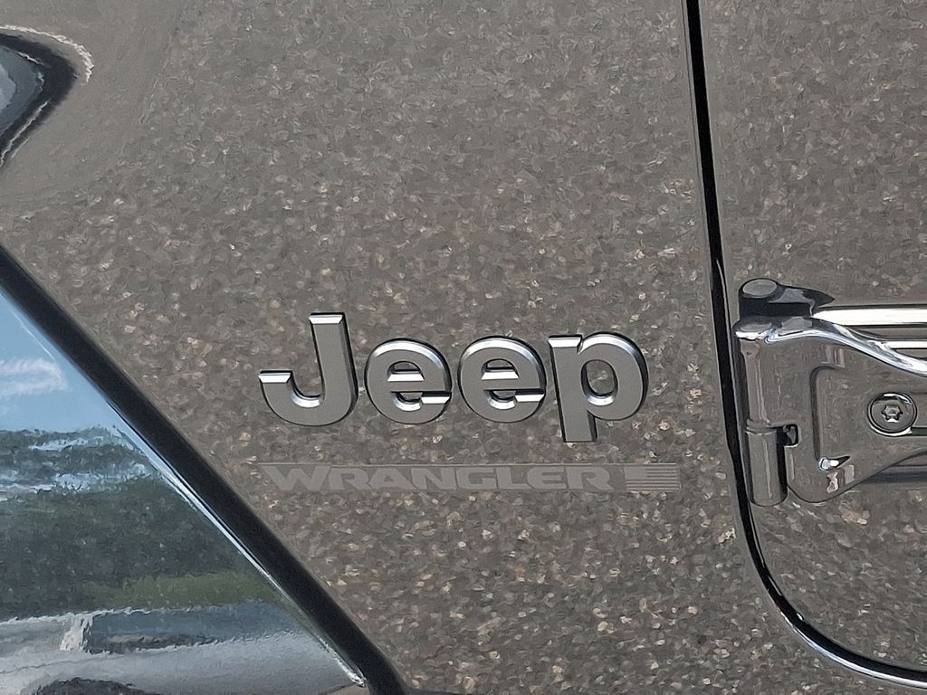 New 2026 Jeep Wrangler SUV