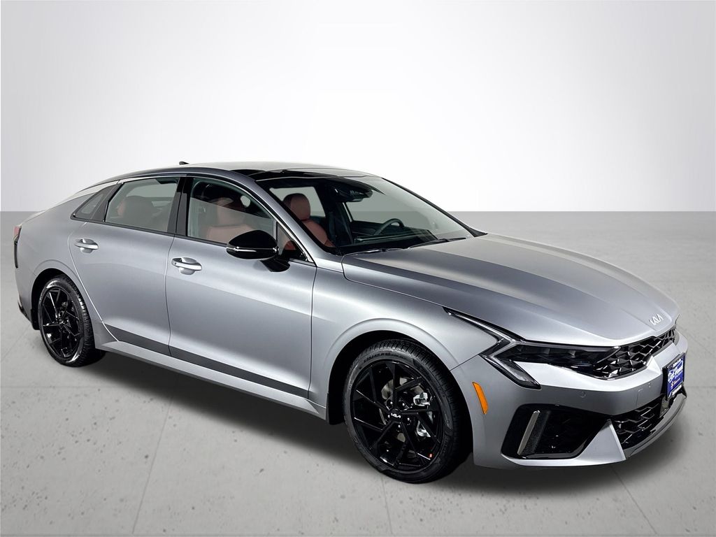 2026 Kia K5 GT-Line photo 4