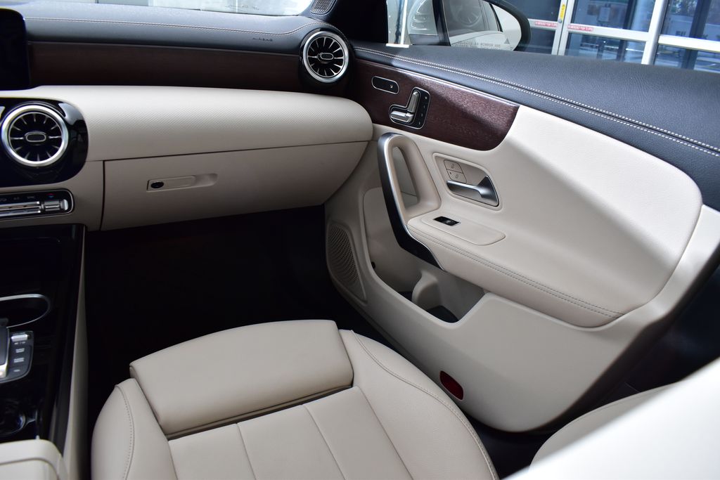 Thumbnail: 2023 Mercedes-Benz CLA - 26