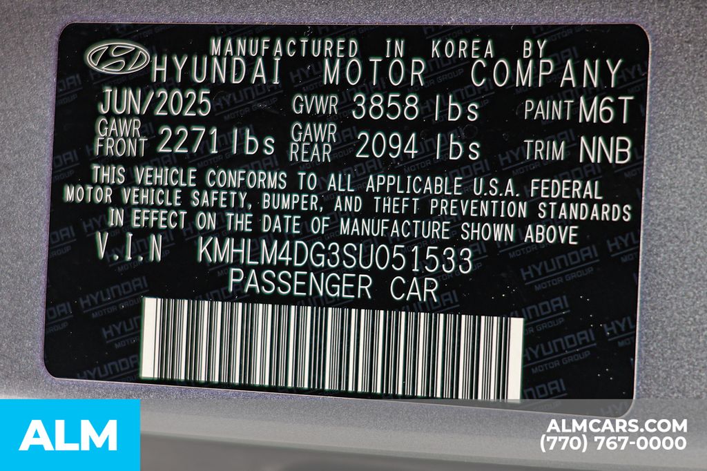 Used 2025 Silver Hyundai SEL Sport image 57
