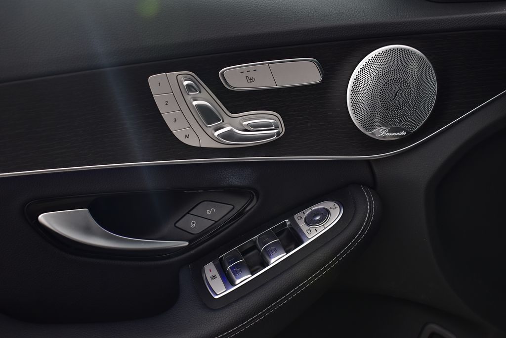 Thumbnail: 2021 Mercedes-Benz C-Class - 12