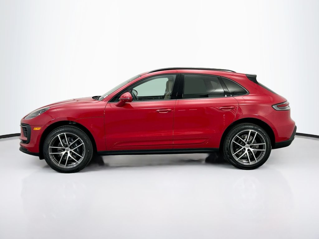 Thumbnail: 2026 Porsche Macan - 2