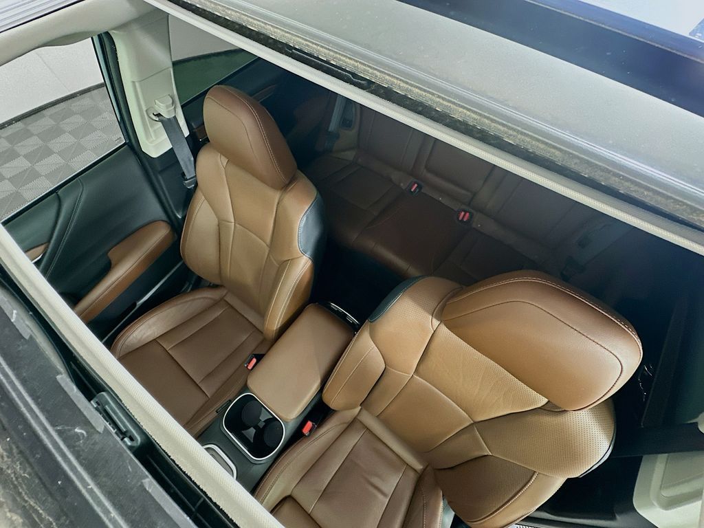 2021 Subaru Outback Touring 23