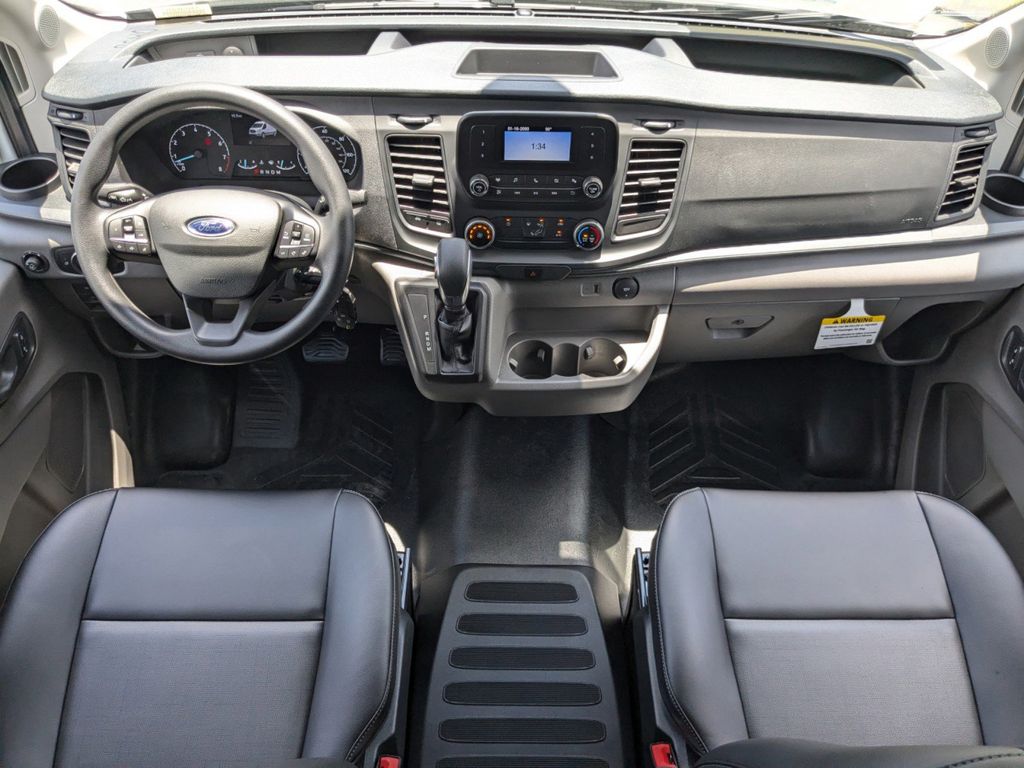 2025 Ford Transit 250