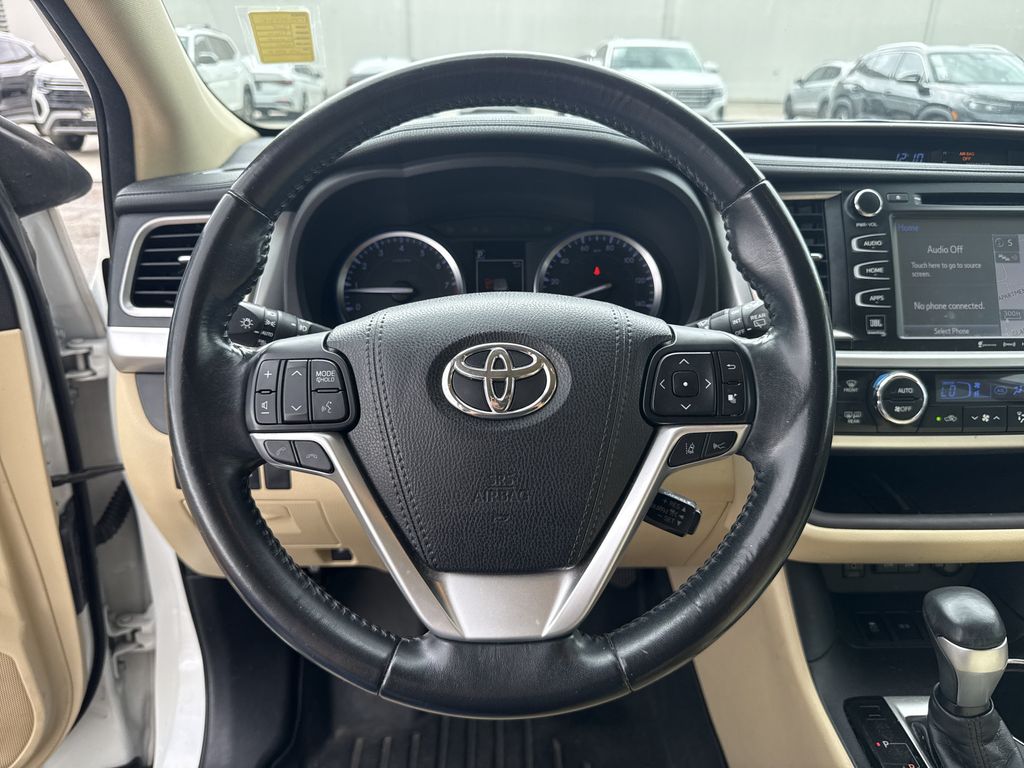 2018 Toyota Highlander Limited White at Big Star Chrysler Jeep Dodge Ram 