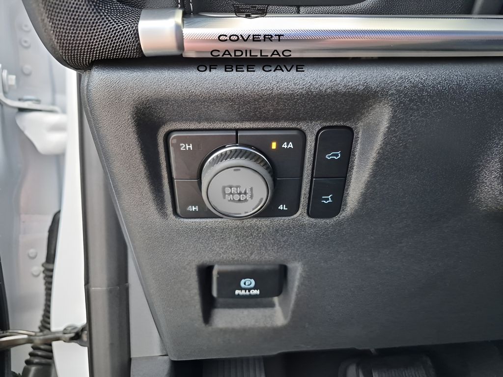 Used Car 2025 Ford Expedition  Platinum For Sale Under $70,000 In Austin, Texas