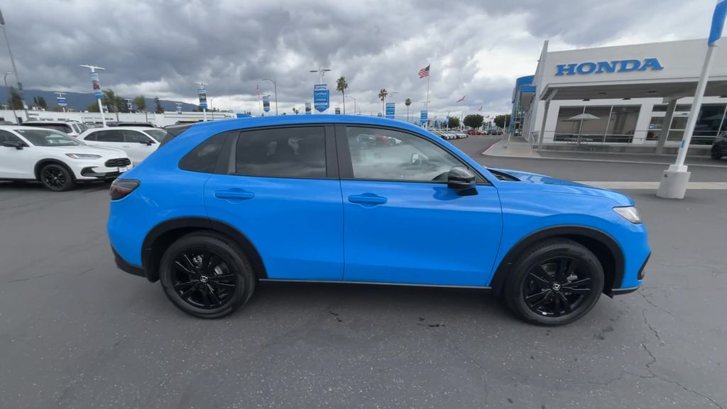 Thumbnail: 2026 Honda HR-V - 9