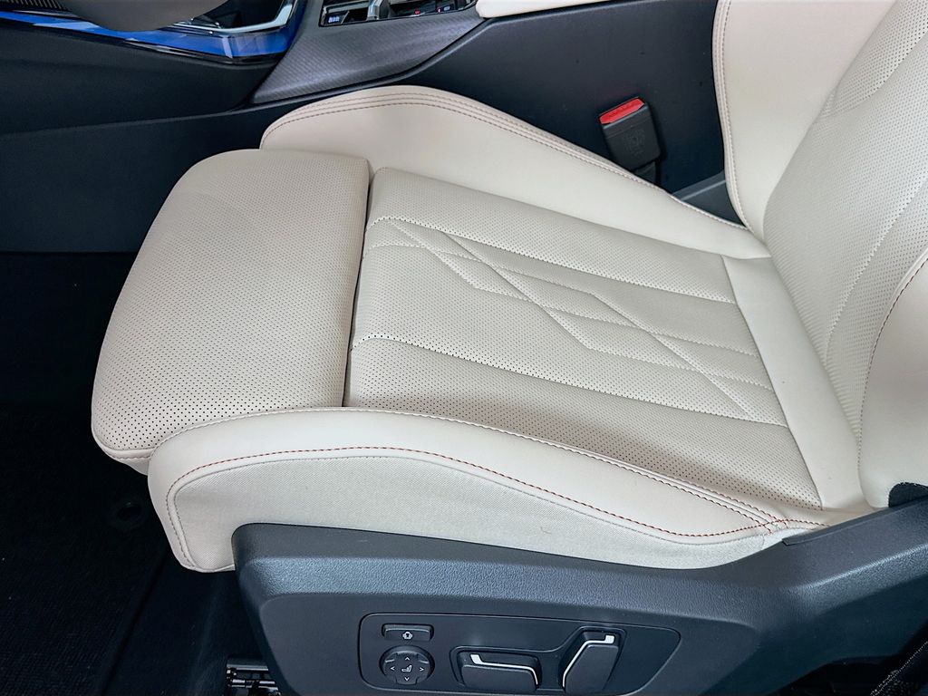 Thumbnail: 2026 BMW X3 - 21