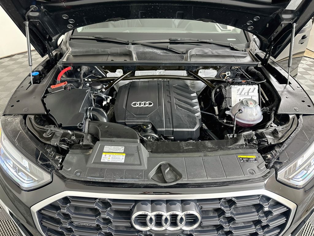 Thumbnail: 2024 Audi Q5 - 30