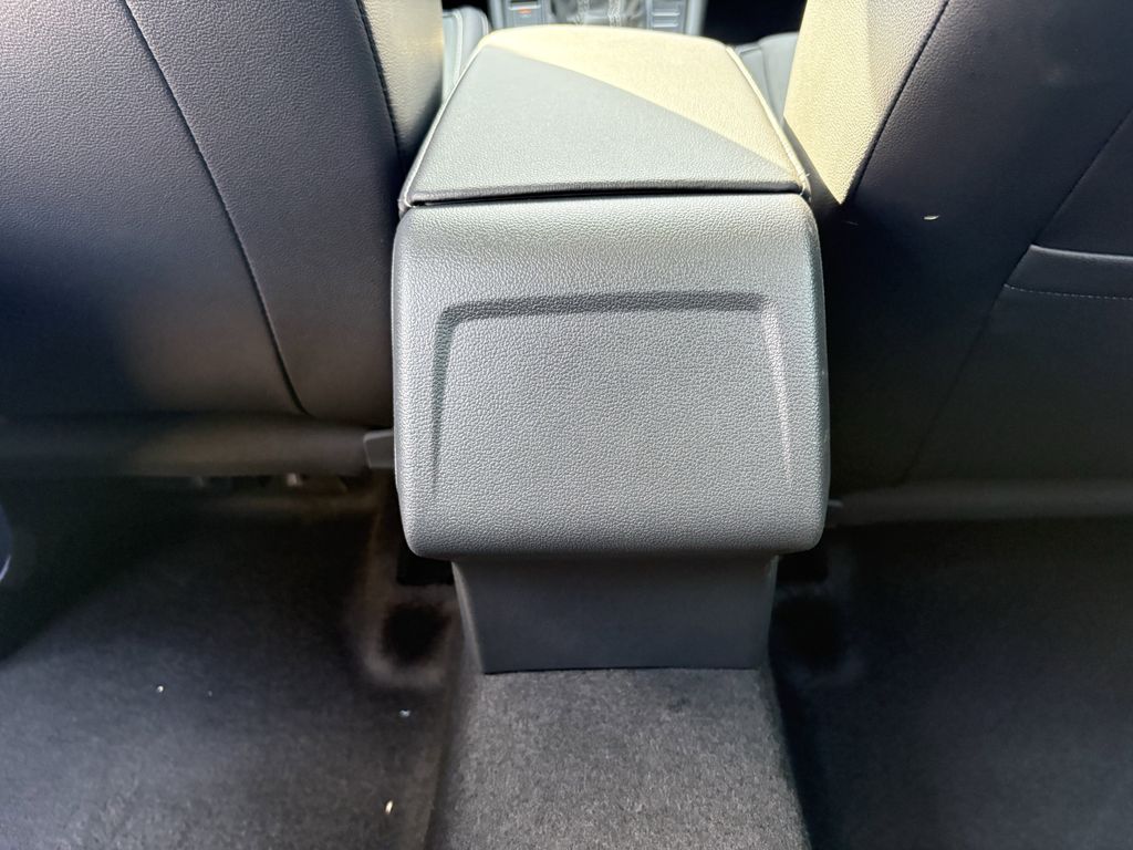 New 2026 Deep Black Volkswagen 1.5T SE image 23