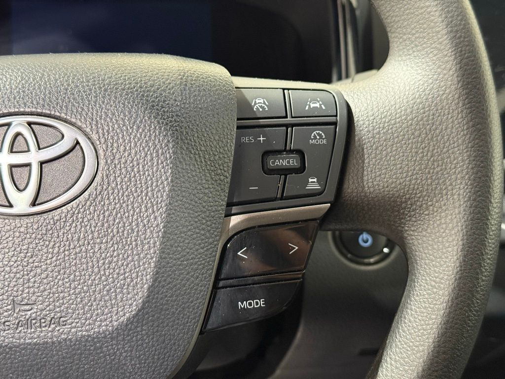 Thumbnail: 2025 Toyota Camry - 22