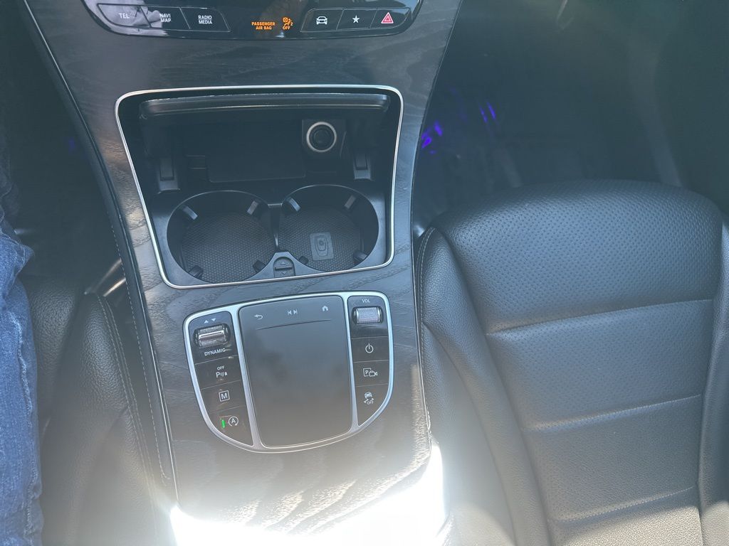 Thumbnail: 2021 Mercedes-Benz GLC - 23