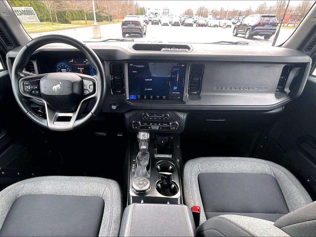 2025 Ford Bronco — photo 21