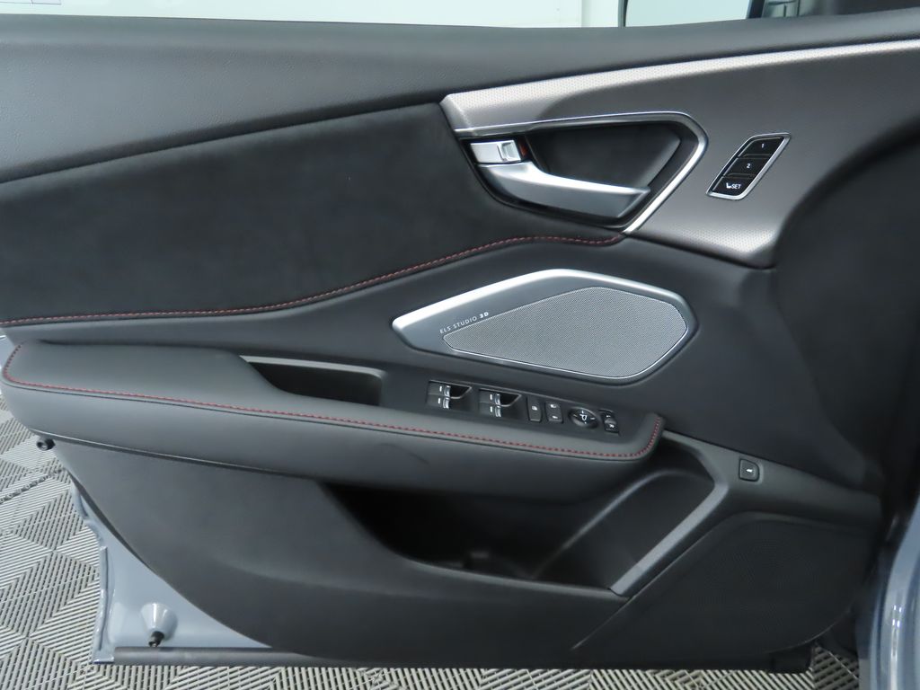 2025 Acura RDX Base 27