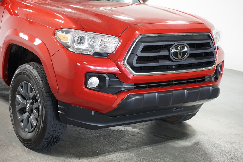 Thumbnail: 2023 Toyota Tacoma - 4