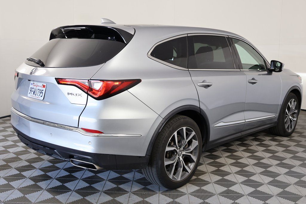 Thumbnail: 2023 Acura MDX - 4