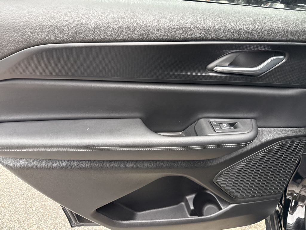 Used 2025 Jeep Grand Cherokee L SUV