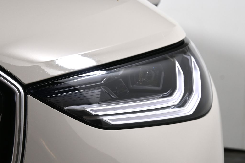 Thumbnail: 2026 BMW X3 - 11