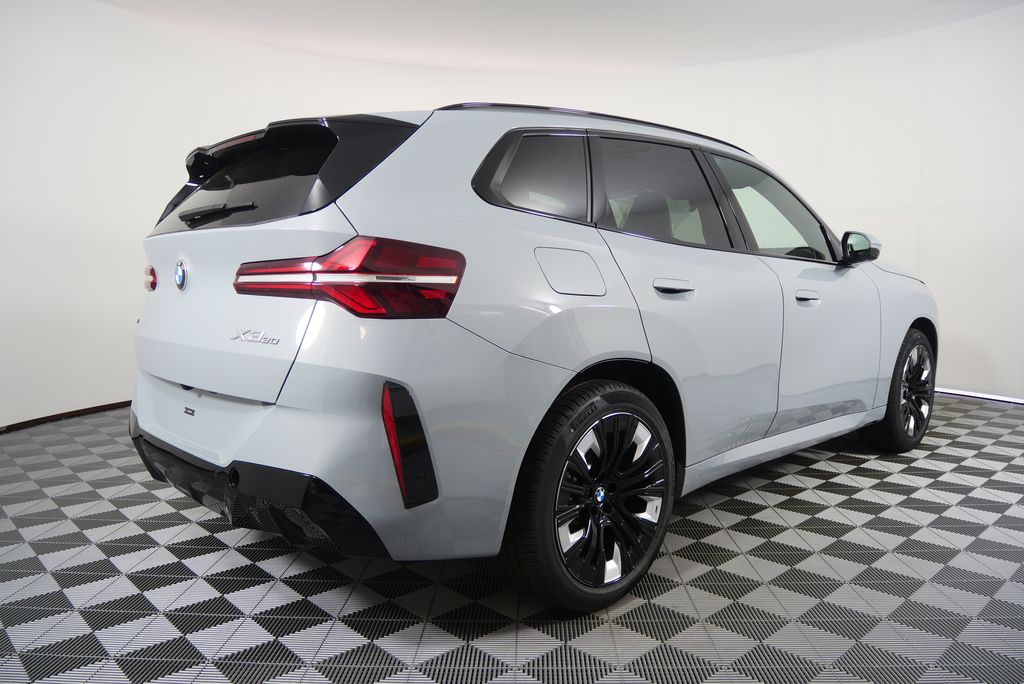 Thumbnail: 2026 BMW X3 - 3