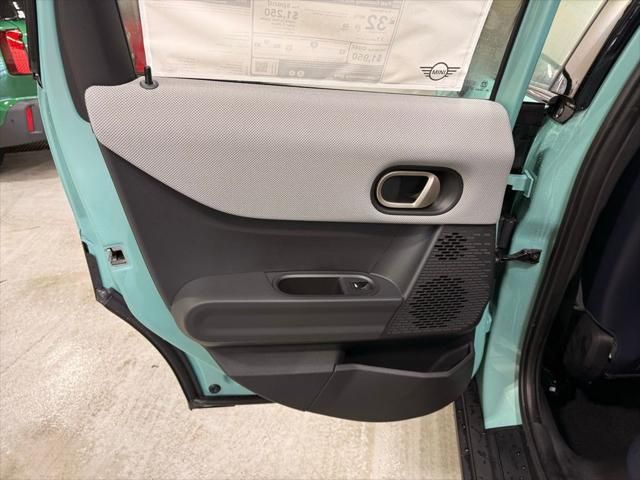 Thumbnail: 2026 MINI Cooper - 19