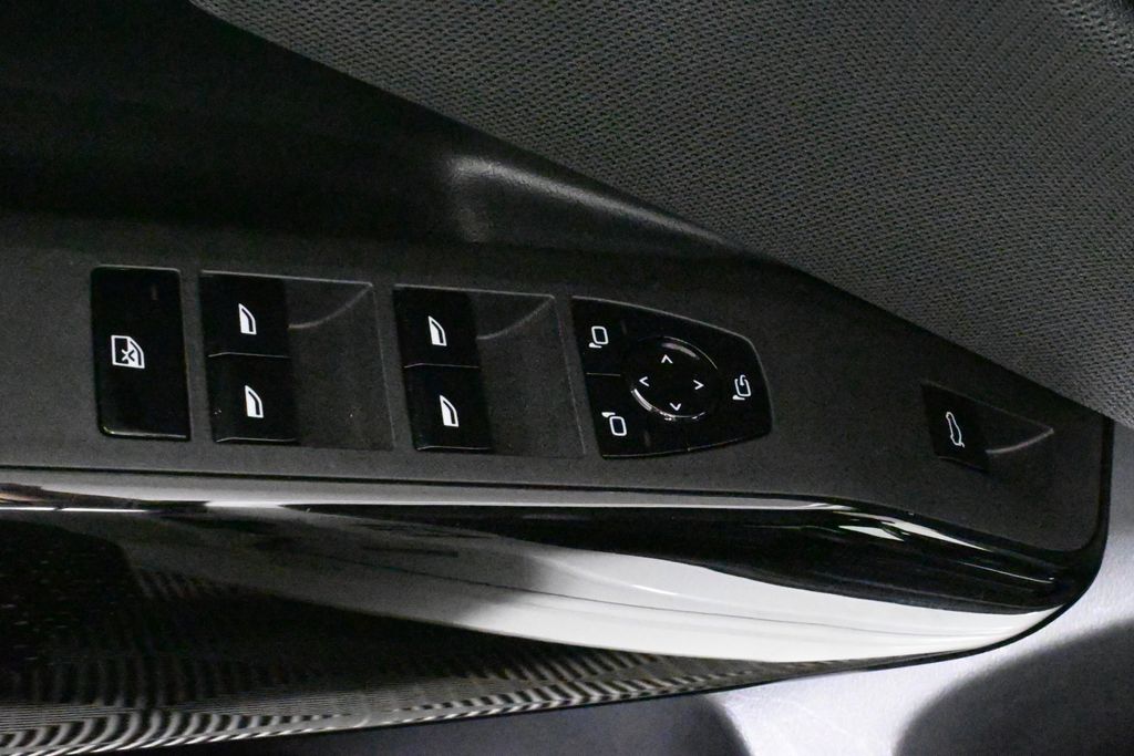 Thumbnail: 2025 BMW X3 - 30