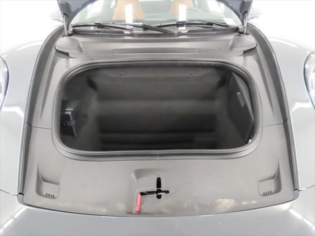 Thumbnail: 2026 Porsche 911 - 9