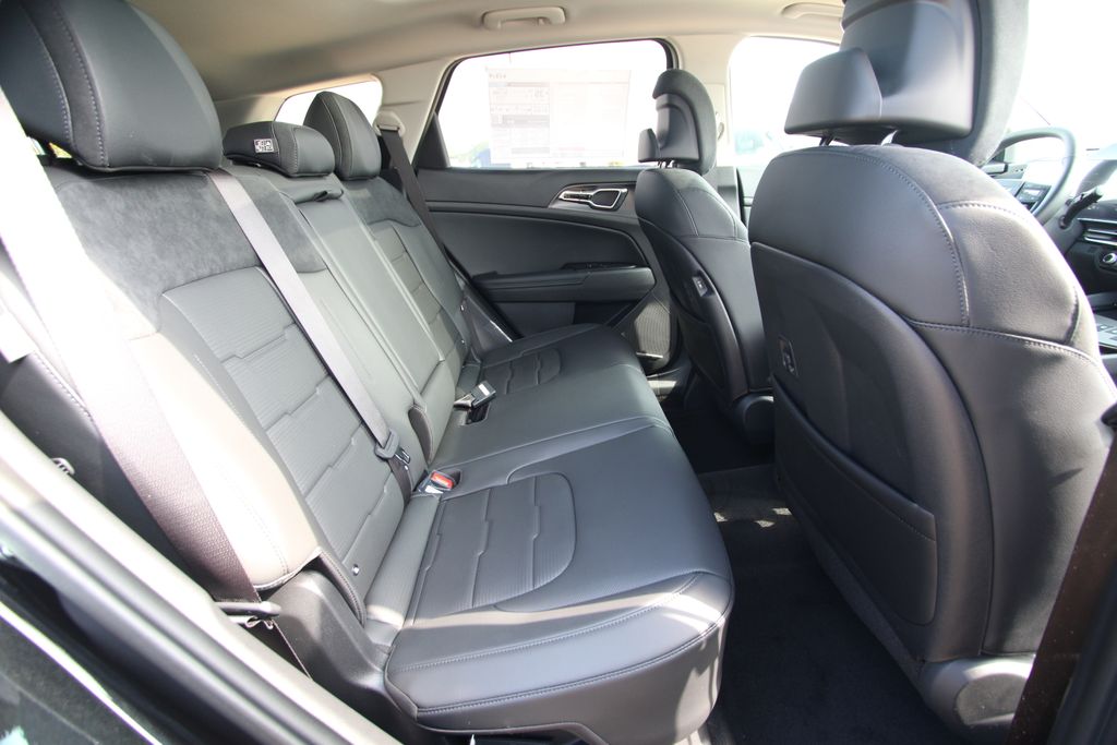 New 2027 Kia Sportage Hybrid SUV