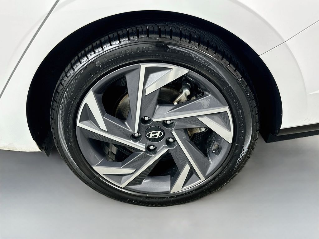 Thumbnail: 2025 Hyundai Elantra - 31