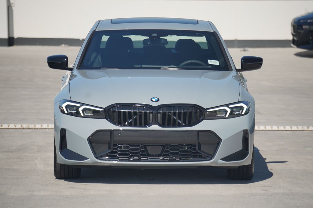 Thumbnail: 2025 BMW 3 Series - 2
