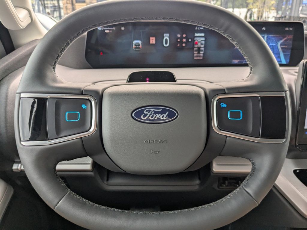 2025 Ford Expedition Active MAX