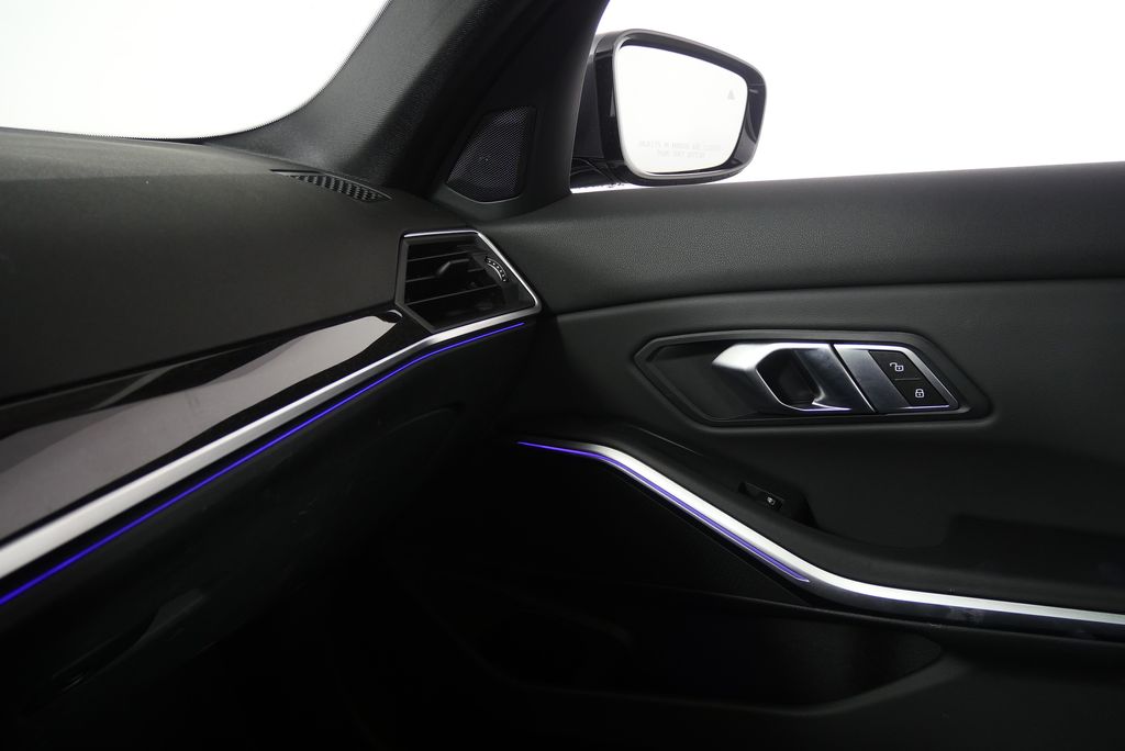 2022 BMW 3 Series 330i 28