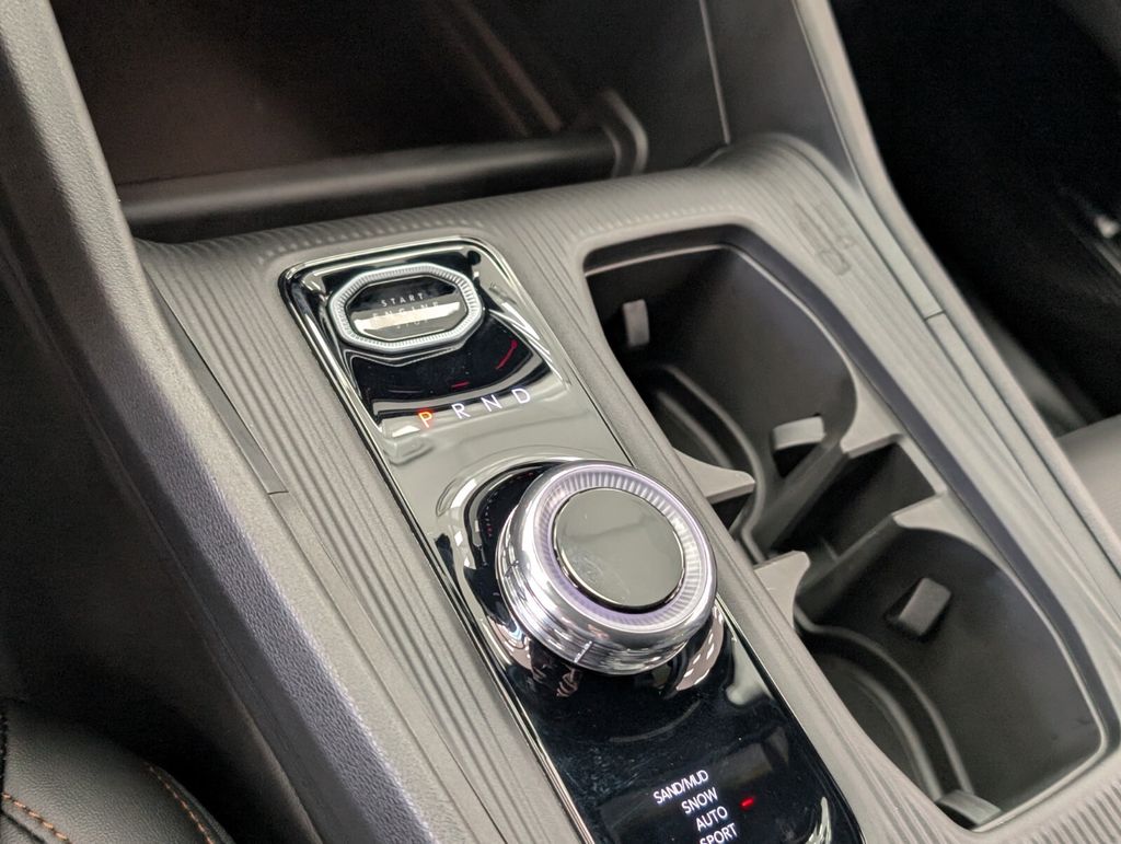 new 2026 Jeep Cherokee car, priced at $44,900