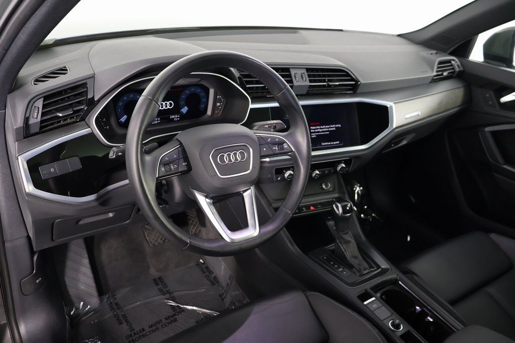 Thumbnail: 2022 Audi Q3 - 7