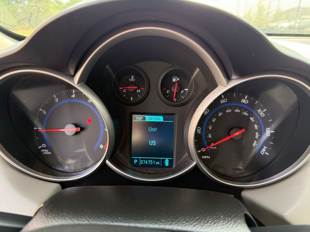 Thumbnail: 2016 Chevrolet Cruze - 17