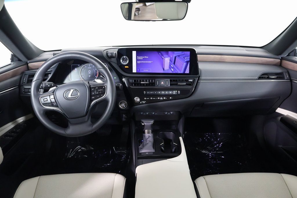 2025 Lexus ES 350 8