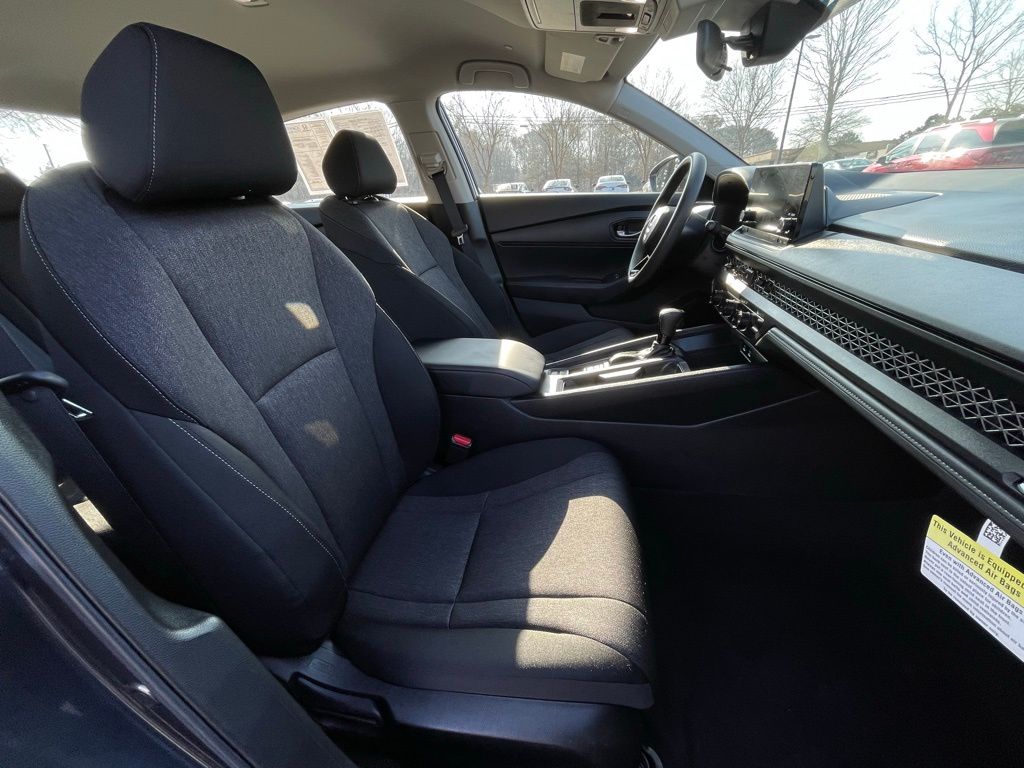 Thumbnail: 2025 Honda Accord - 31