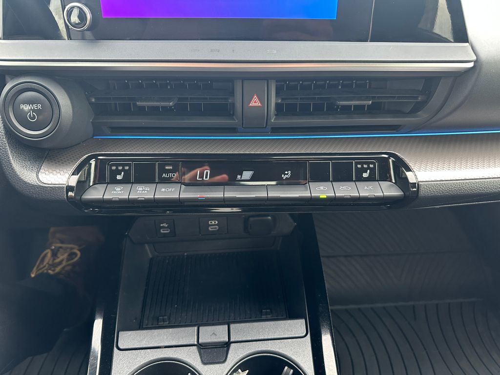 2023 Toyota Prius XLE