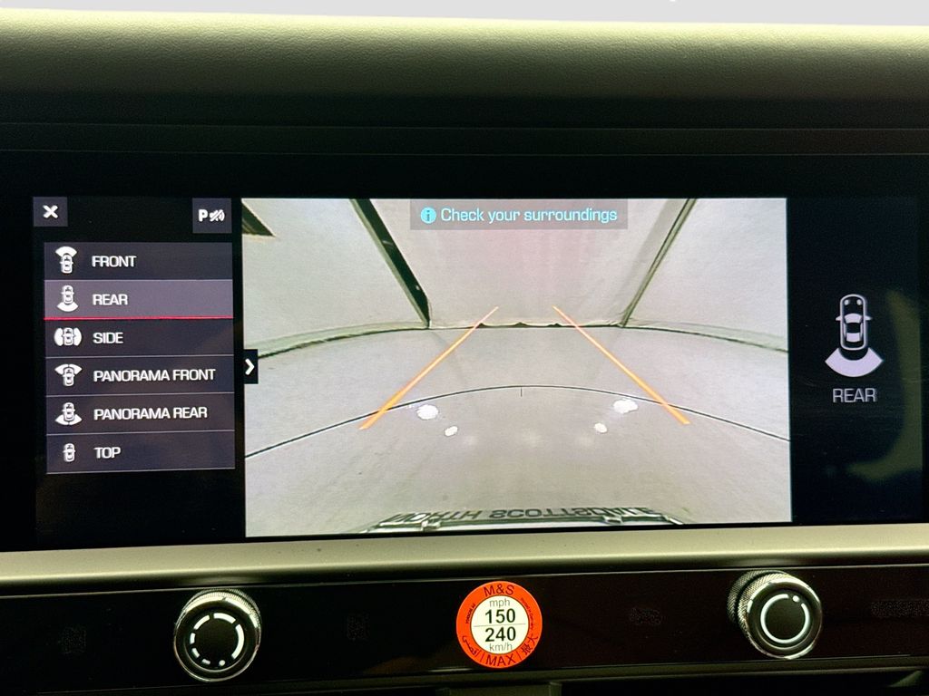 Thumbnail: 2026 Porsche Macan - 15