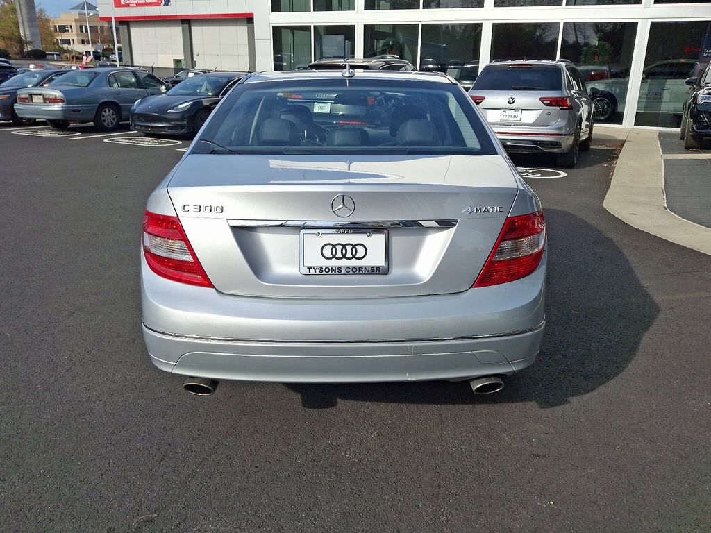 2011 Mercedes-Benz C-Class C 300 5