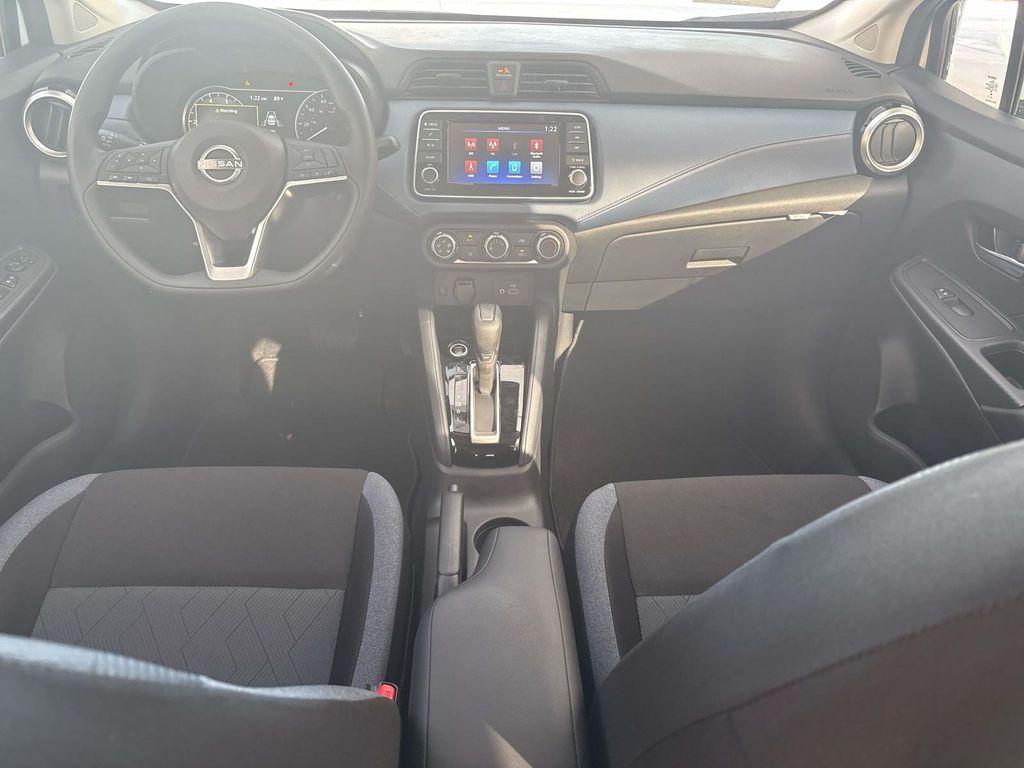 2025 Nissan Versa