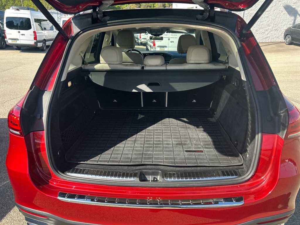 2022 Mercedes-Benz GLE GLE 450 Red at John Sisson Motors