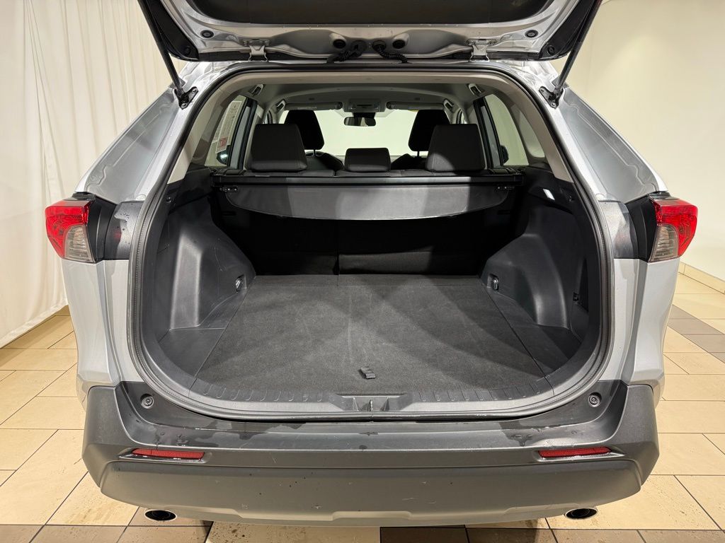 Thumbnail: 2024 Toyota RAV4 - 11