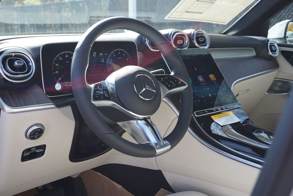 Thumbnail: 2026 Mercedes-Benz GLC - 10