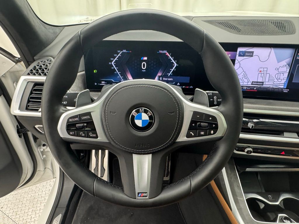 2023 BMW X7 xDrive40i 6